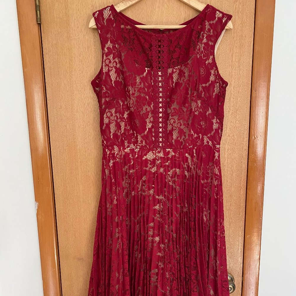 Red Lace Pleated Cocktail Dress